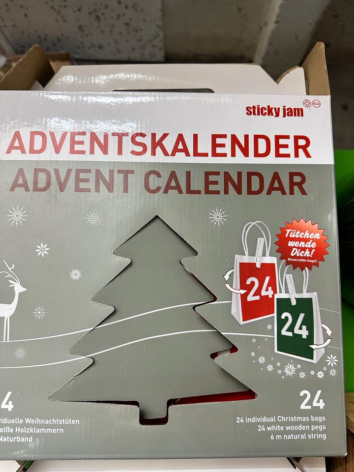 Adventskalender individuelle Weihnachtstüten mit Klammern in Leverkusen