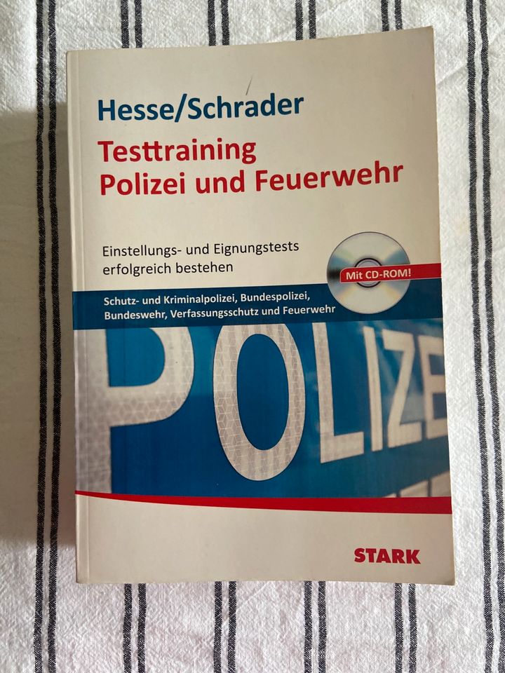 Hesse/Schrader Testtraining Polizei und Feuerwehr*Eignungstest* in Kiel