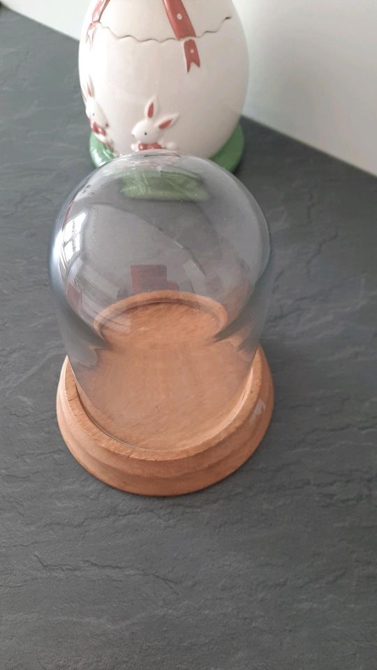 Dekoglocke aus Glas mit Holzfuß in Apolda