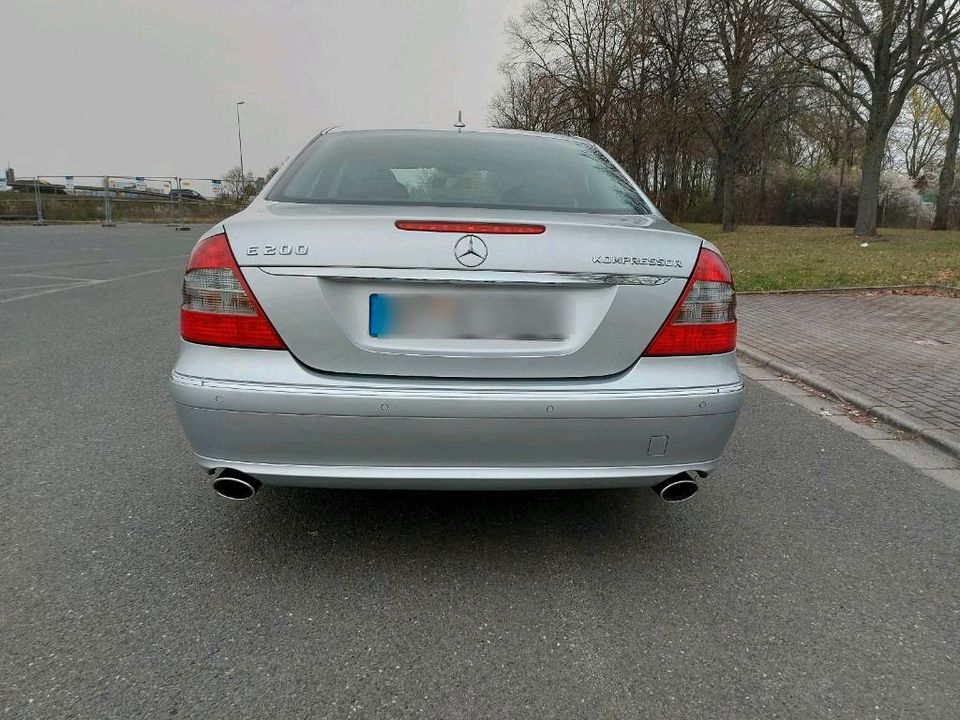 Mercedes E200 Kompressor Elegance in Bayreuth