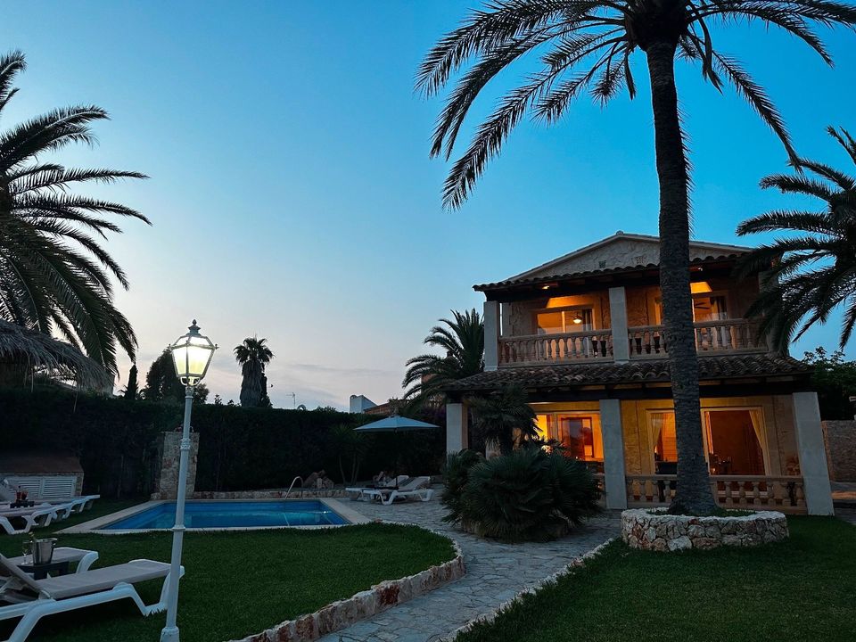 Villa auf Mallorca 8+2 Personen Finca Ferienhaus Luxus in Achim