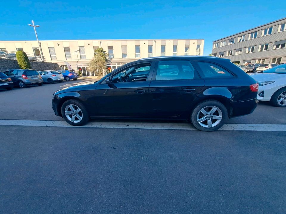 Audi A4 B8 1.8 TFSI in Wyhl