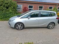 Opel Zafira Tourer  LPG  7 Sitzer Familienauto TÜV  neu Niedersachsen - Friedeburg Vorschau