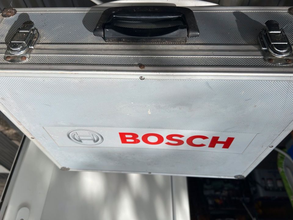 Bosch Akku Schrauber in Friedrichstadt