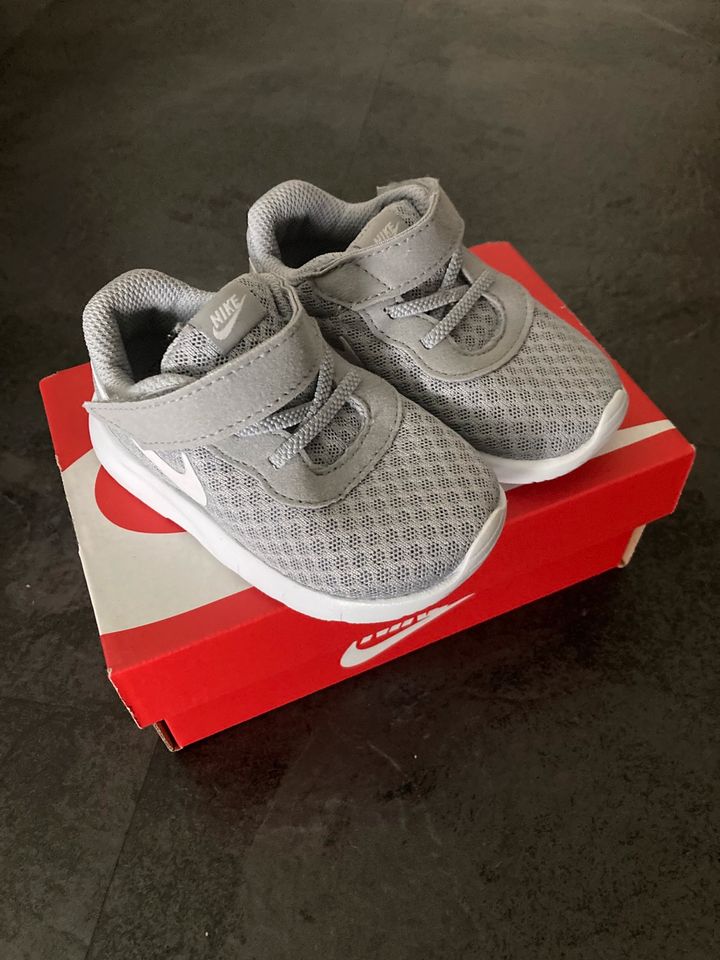 Nike Tanjun für Baby Gr.21 (5c) in Baden-Württemberg - Freiberg am Neckar |  Gebrauchte Kinderschuhe Größe 21 kaufen | eBay Kleinanzeigen ist jetzt  Kleinanzeigen