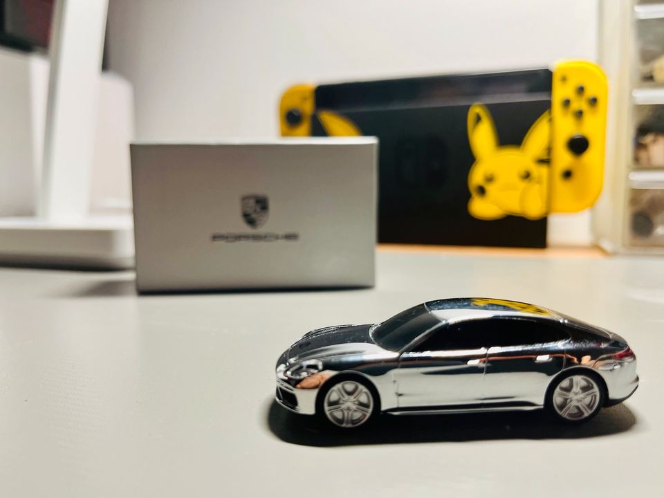 Porsche USB Sticker 8GB Panamera Turbo in Silver / G2 in Stuttgart