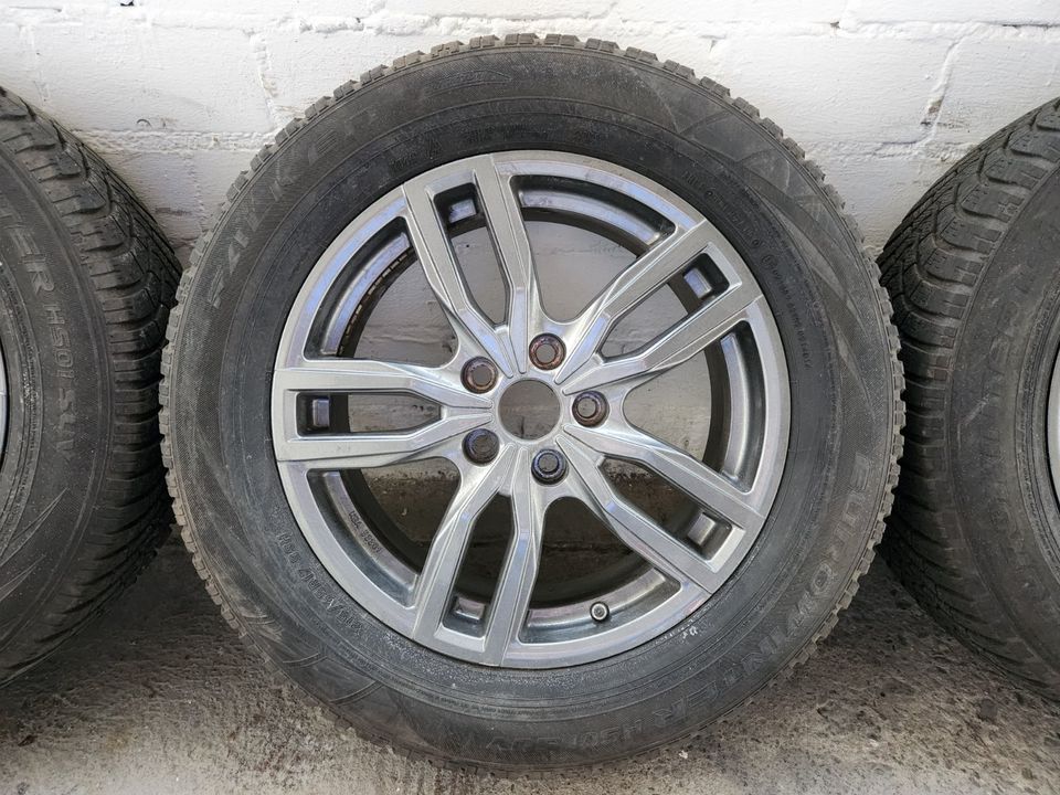 Mitsubishi Winterreifen auf 17" Alufelgen 215/65/R17 Falken SUV in Büchenbach