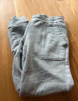 Calvin Klein Jogginghose in Größe S in grau nur 2 mal getragen Kr. München - Unterhaching Vorschau