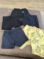 Paket Set kurze Hose Next H&M Gr. 80/86 Niedersachsen - Neustadt am Rübenberge Vorschau