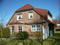 Gepflegtes Wohnhaus zur Eigennutzung und Vermietung von 2 Ferienwohnungen im Nordseeheilbad Esens Niedersachsen - Esens Vorschau