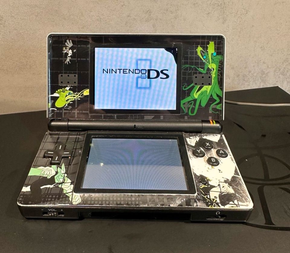 Nintendo DS mit 13 Spielen in Berlin