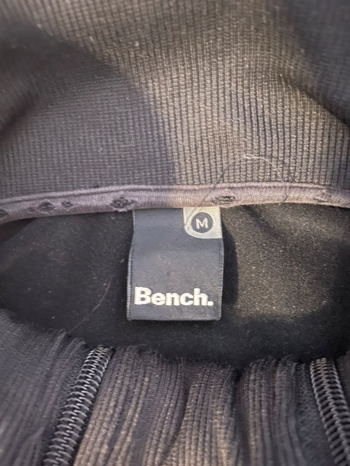 Bench Jacke in Berlin