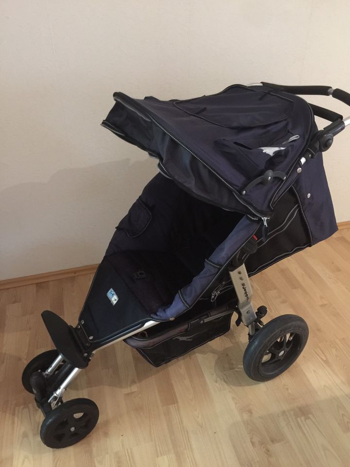 Joggster 3 Kinderwagen blau in Eckernförde