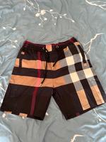 Burberry Shorts – M (fällt wie S/XS) – ungetragen Bayern - Straubing Vorschau