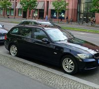 BMW 318i Benziner Kombi Berlin - Neukölln Vorschau
