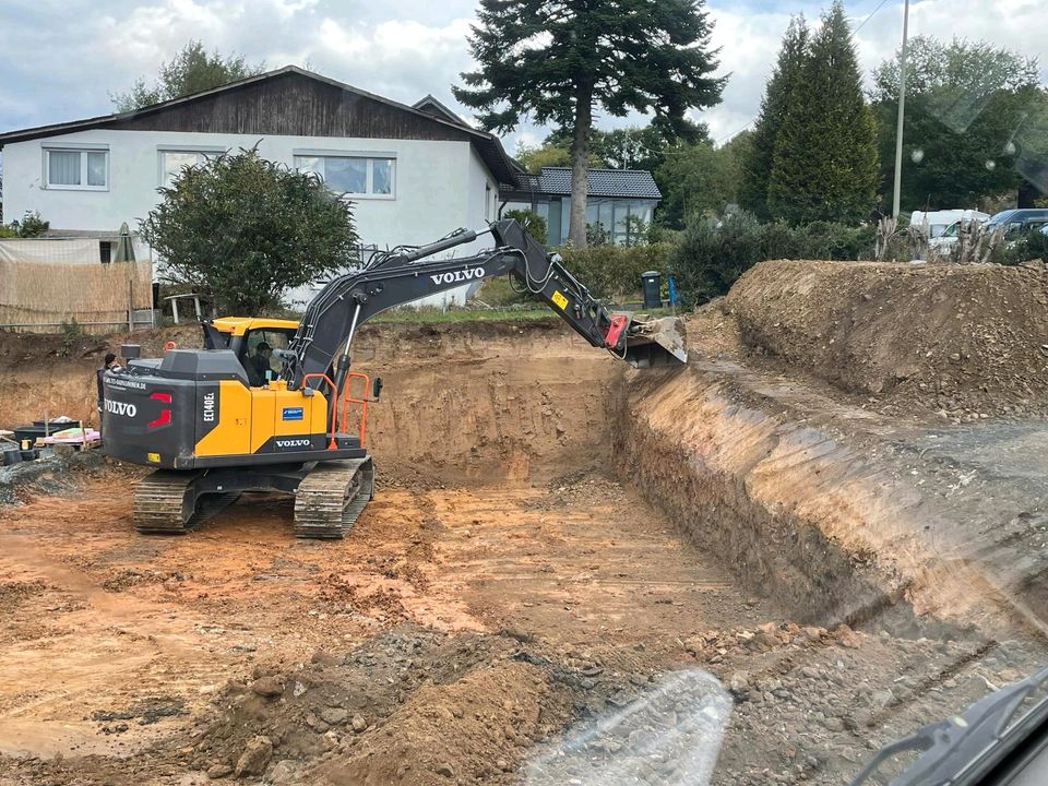 Baggerarbeiten, Aushub, Ausschachtungen, neubau, rasenflächen in Obererbach (Westerwald)