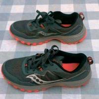 Saucony EXCURSION TR16 Sneaker Größe 42 Niedersachsen - Cuxhaven Vorschau