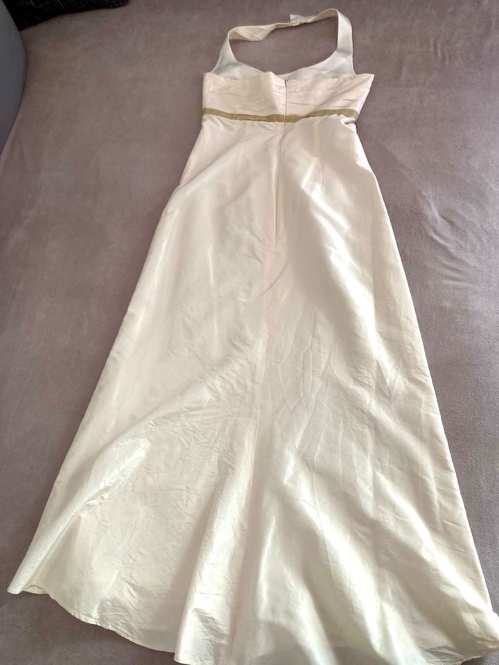 Seiden-Hochzeitskleid, Brautkleid, Neckholder, Gr. 38 in Hannover
