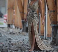 Elegantes Abendkleid mit Pailletten in Champagner/Gold Bremen - Neustadt Vorschau