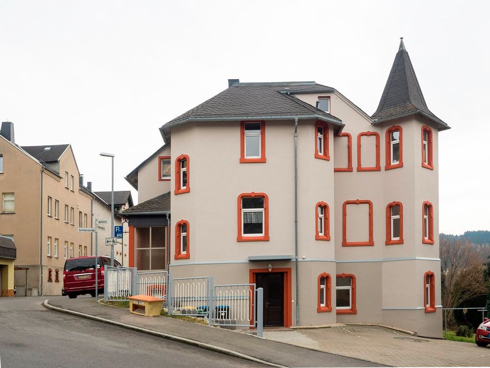 Schöne Wohnung mit tollem Ausblick in Schneeberg