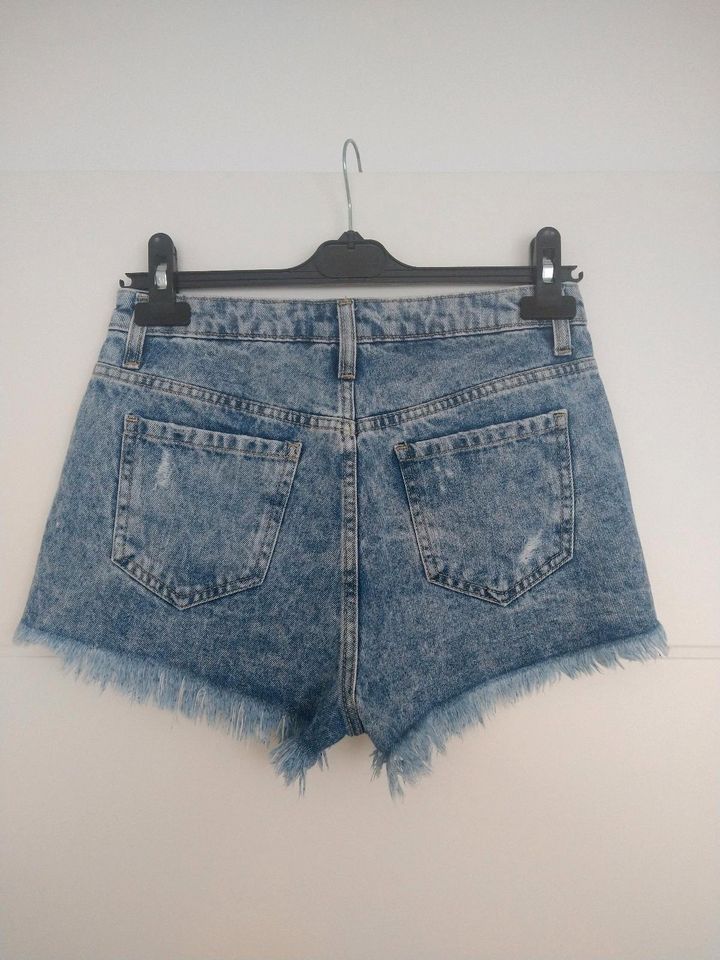 TALLY WEIJL Gr M 38 Jeans Shorts Hotpants blau kurz Acid Wash in Leipzig