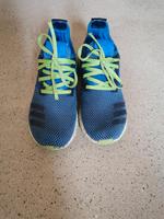 Adidas Sneaker/Turnschuhe Gr. 36/22.5cm Sachsen - Großdubrau Vorschau