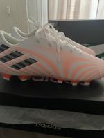 Adidas Fußballschuhe Neu (40) Bielefeld - Bielefeld (Innenstadt) Vorschau