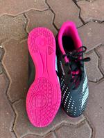 Adidas Predator Tunrschuhe / Hallenschuhe / Fußballschuhe Schleswig-Holstein - Haselau Vorschau