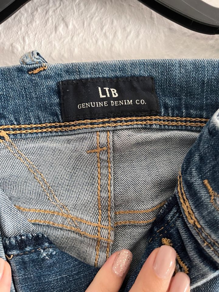 LTB Herrenjeans / Tapered  Gr.29/32 in Maintal