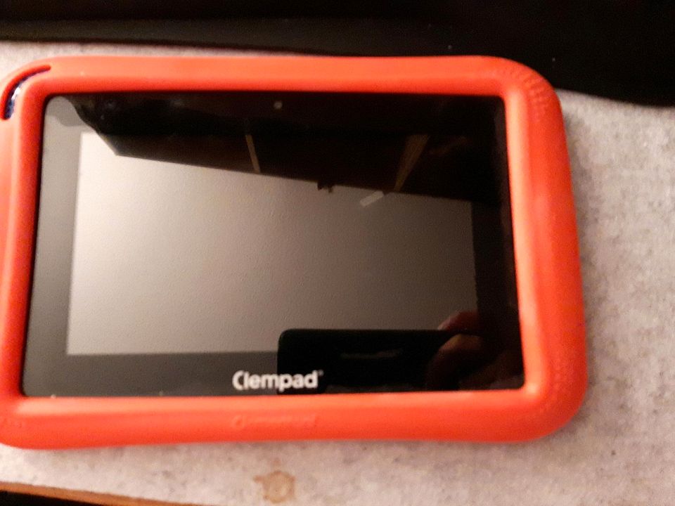 Clempad Clementoni mit Schutzhülle Tablet in Rabenau