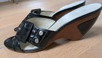 Keil-Sandalen von Norm City, Gr. 37 Schwarz-Lack Bremen-Mitte - Bahnhofsvorstadt  Vorschau