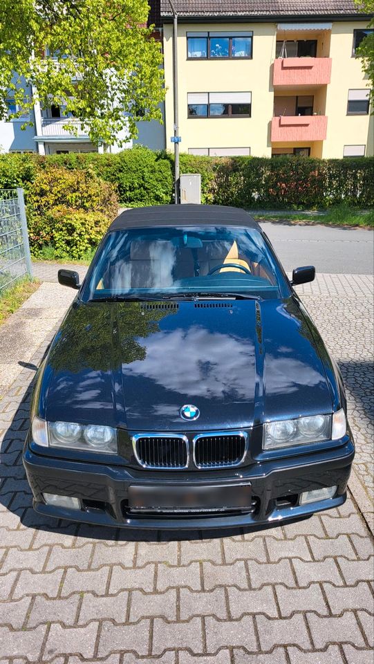 BMW e36 320i M Sport ab Werk 2. Hand Scheckheft TOP TÜV neu in Erlangen