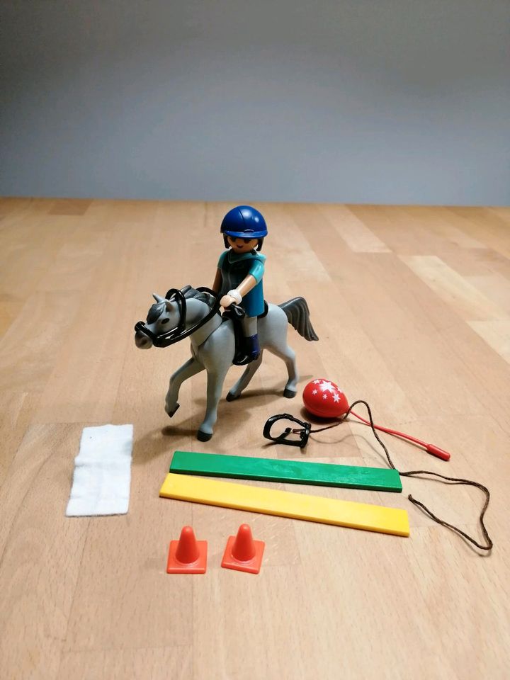 Playmobil 6933 Voltigieren + 9259 Therapeutin in Pünderich