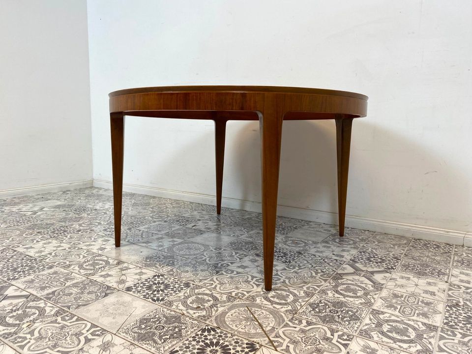 WMK Besonders schöner & sehr gut erhaltener runder skandinavischer Designer Couchtisch von Ole Wanscher für AJ Iversen aus den 1950ern # Wohnzimmertisch Coffee Table Danish Design Mid-Century Vintage in Berlin