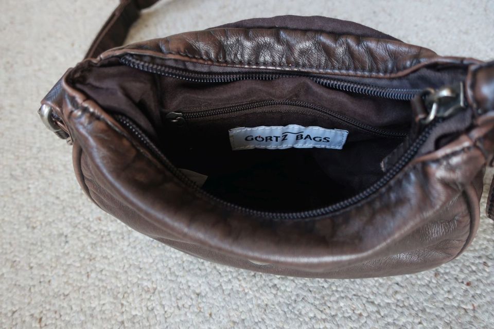 Handtasche Umhängetasche Görtz Bags braun mit Reißverschluss in Niddatal