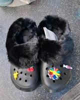 Crocs Classic Unisex Mammoth Charm Clogs: Gr.10 NEU Nordrhein-Westfalen - Issum Vorschau