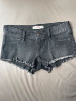 Hollister Shorts W25 schwarz/grau Düsseldorf - Unterbach Vorschau