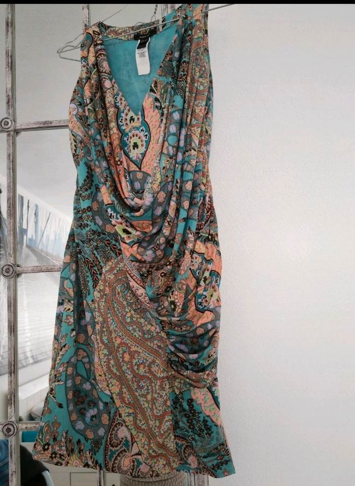 Kleid Wasserfall Paisley Blumenkleid Sommerkleid boho Mango in Karlsruhe