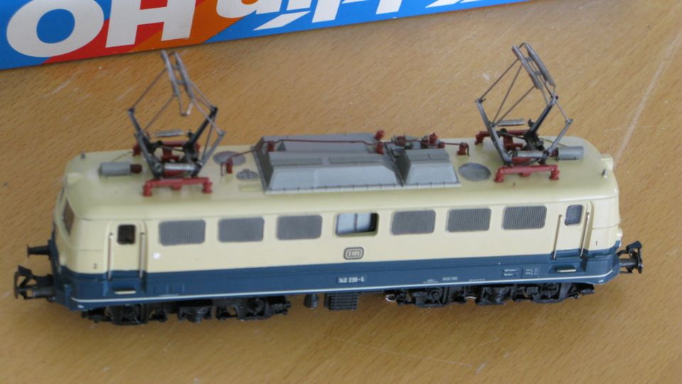 Märklin HO 3156 E-Lok BR 140 239-5 DB in Top Zustand in OVP in Heilbronn