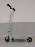 Kinder-Roller (Scooter) von micro, faltbar hellblau Friedrichshain-Kreuzberg - Kreuzberg Vorschau