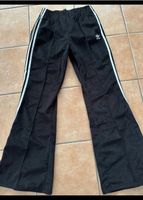 Adidas Cordhose mit ausgestelltem Bein Hessen - Trebur Vorschau