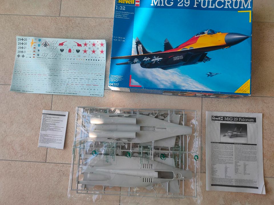 Mig 29 1:32 Revell Modellbausatz (04707) in Harburg (Schwaben)