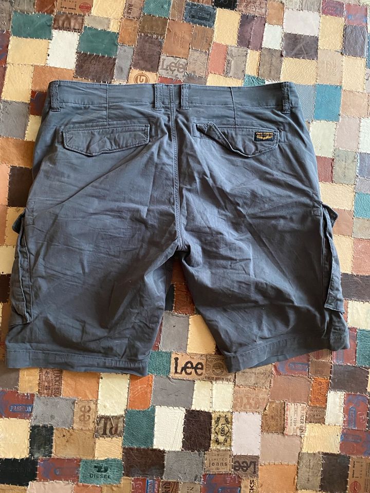 PME  LEGEND  kurze Hose Größe 40 in Bornheim