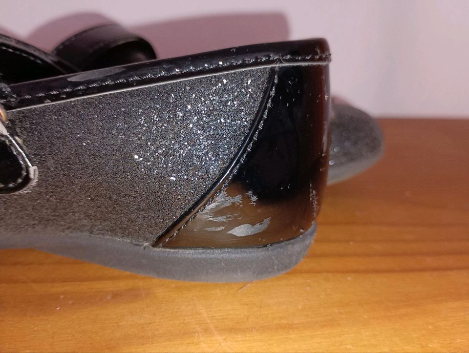 Mädchen Ballerinas festlich schwarz Glitzer Gr.30 in Bedburg