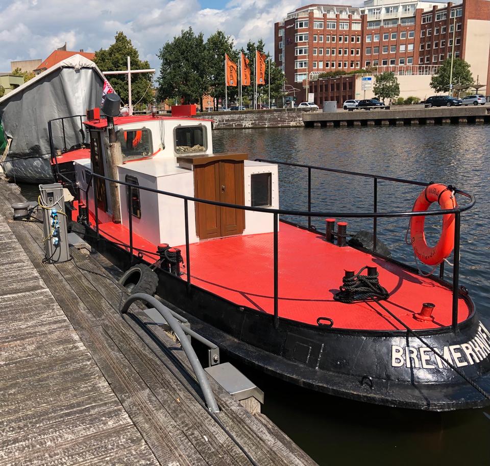 Schlepper,Schiff, Tug,,fahrfertig, Deutz Motor generalüberholt, in Haselau
