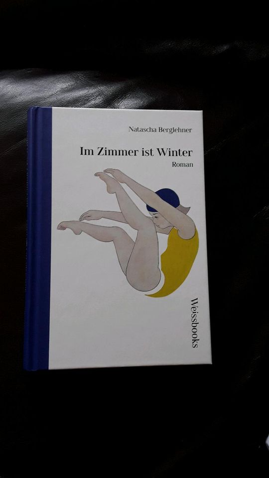 Im Zimmer ist Winter von Natascha Berglehner in Helmstedt