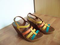 Farbenfrohe Sandalen Größe 40 NEU Berlin - Marzahn Vorschau