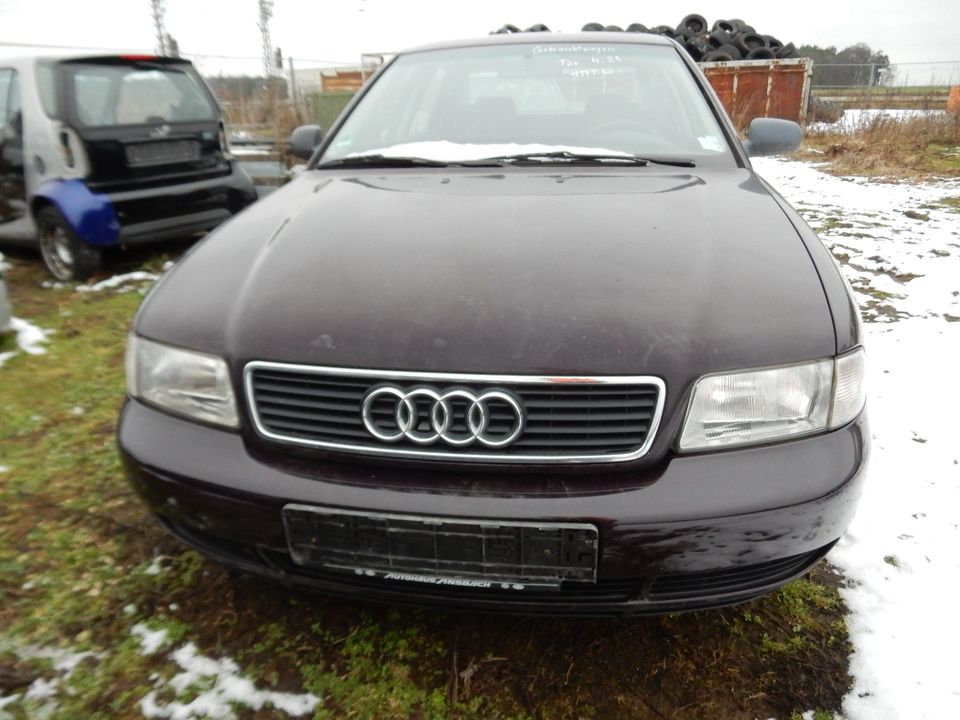 Audi A4 B5 limo Ersatzteileträger ADP CTD LY3K VN8946 in Heilsbronn