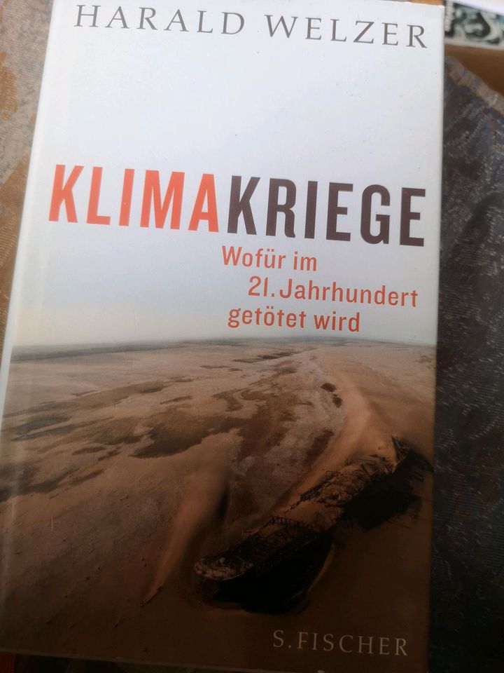 Klimakriege. Wofuer im 21. Jahrhundert getoetet wird. in Butzbach