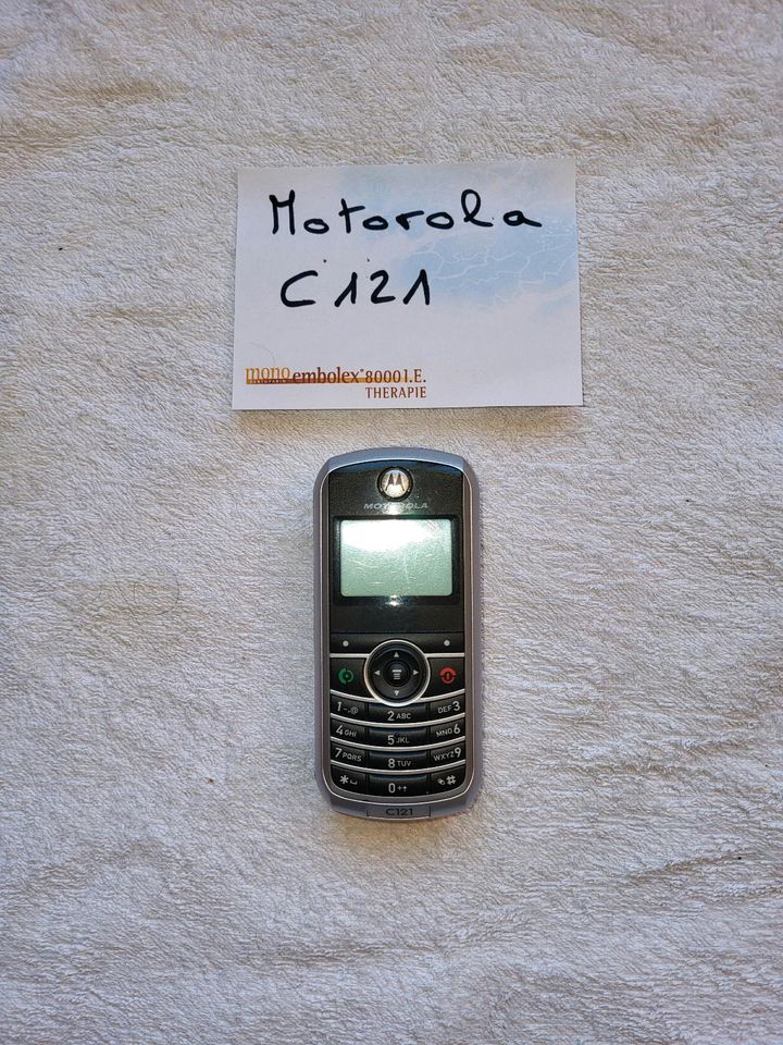 Handy Konvolut 4 Stück, 2x Motorola 2x Siemens (ohne Simlock) in Kleve